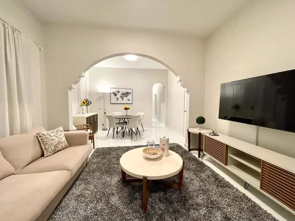 Condo 04, 2 bedroom condo in Condado
