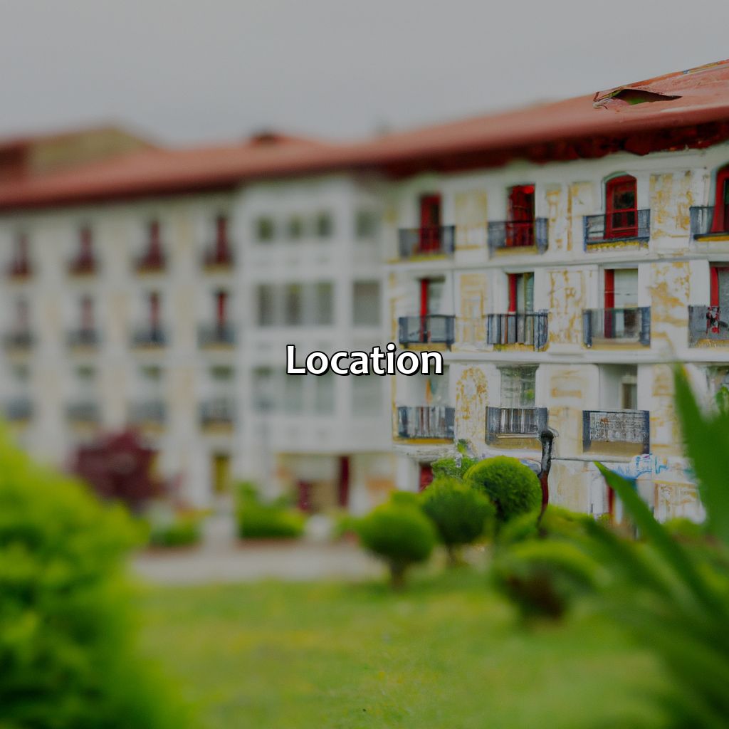 Location-hotel+puerto+rico+calle+muelles+pza+de+la+magadalena+llanes+spain, 
