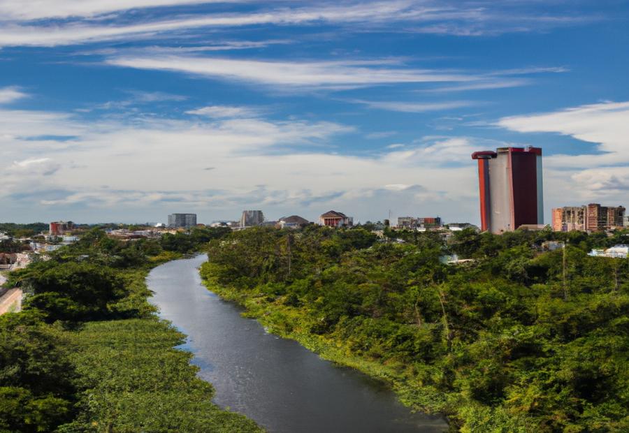 Dining recommendations and affordable accommodation options in Villahermosa 