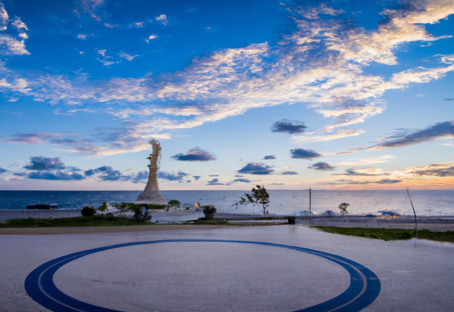 Cozumel Malecon and Monumento a la Hispanidad 